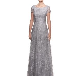 NWT La Femme Sequin Floral Embroidered Gown Size 4